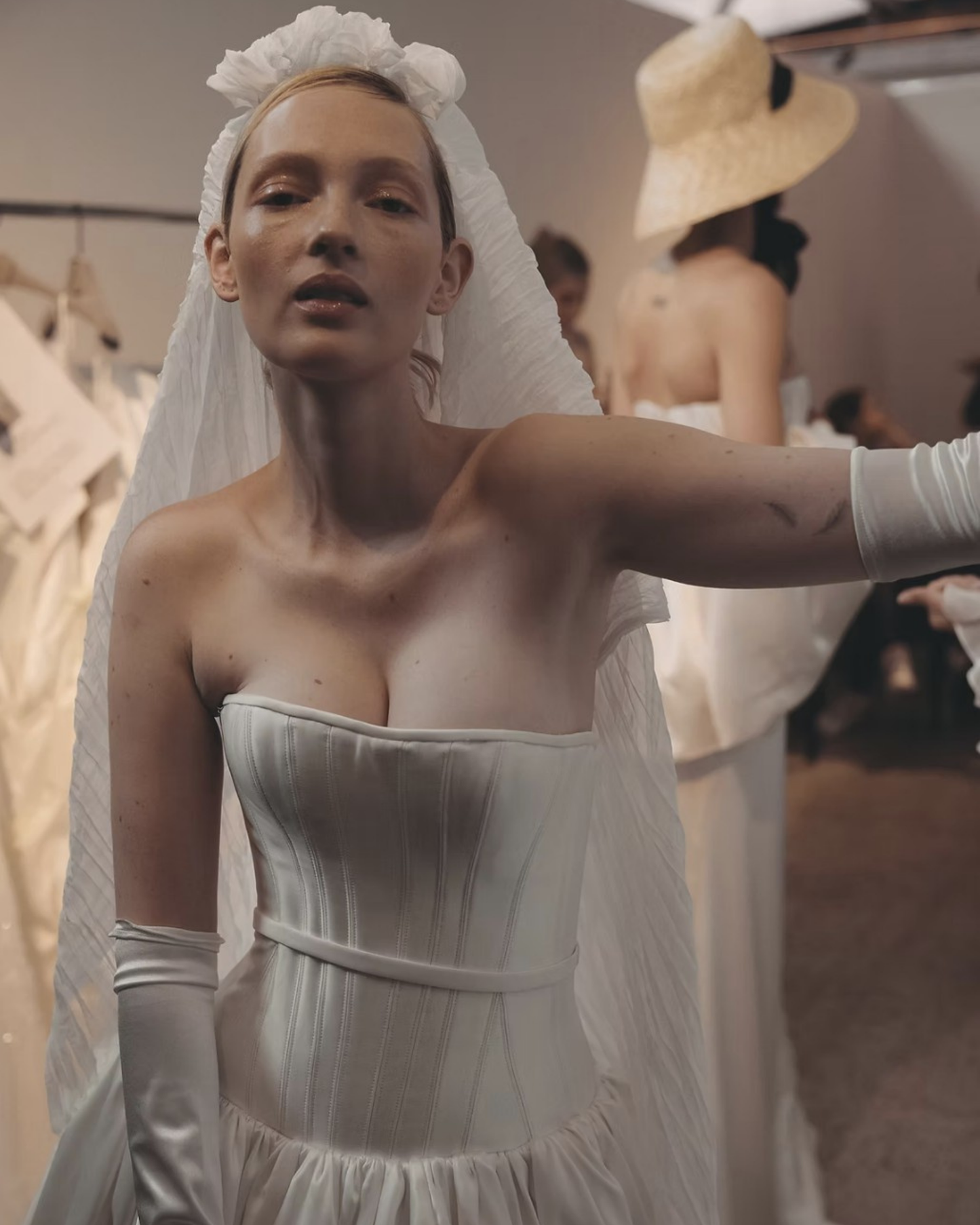 Close-up of 22-panel corseted bodice on Lyn wedding dress by Floure available at Georgette bridal Brussels